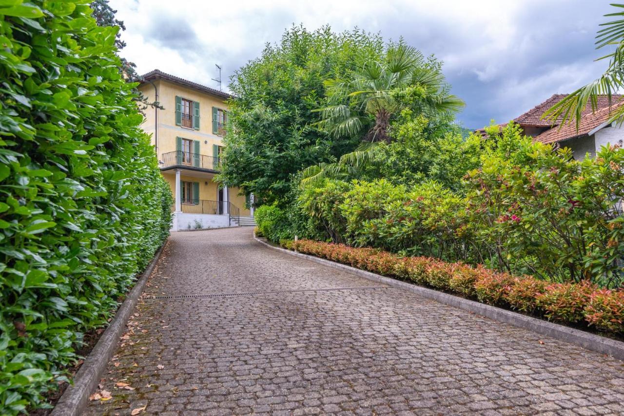 La Dependance Immersa Nel Parco Della Villa Isabella Stresa Exterior foto