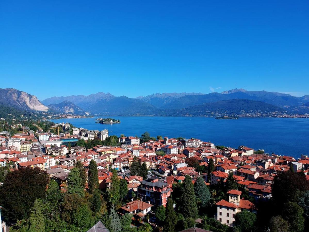 La Dependance Immersa Nel Parco Della Villa Isabella Stresa Exterior foto