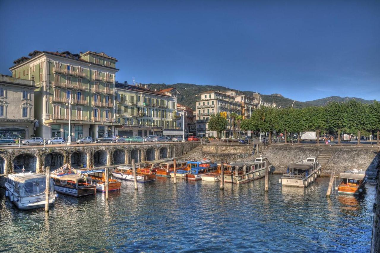 La Dependance Immersa Nel Parco Della Villa Isabella Stresa Exterior foto